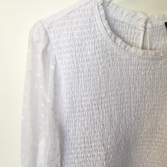 NWT Laundry by Shelli Segal Smocked Top with Sheer Sleeves - White - XL - Picture 2 of 10